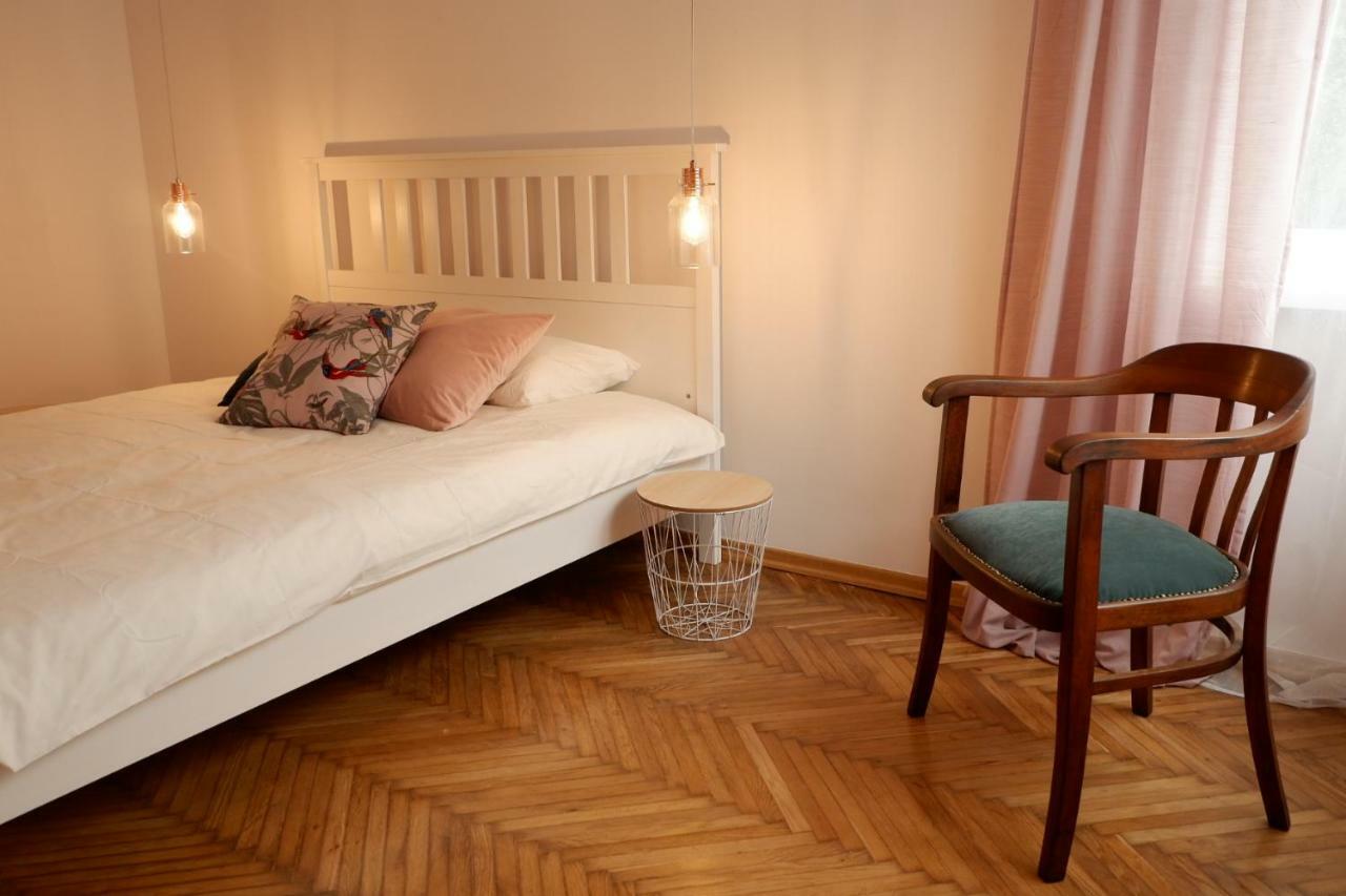Singer Apartment Old Town Krakau Buitenkant foto